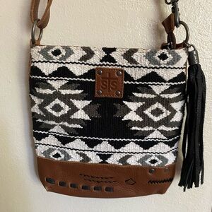 STS Ranchwear crossbody purse